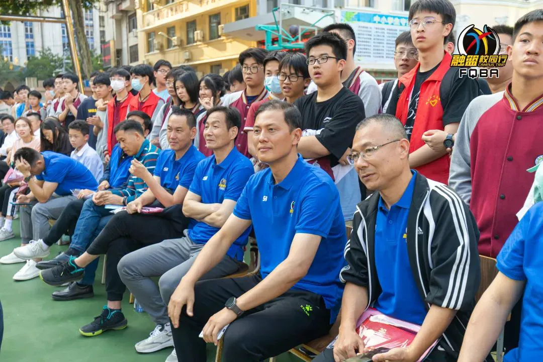 篮球训练自我总结200字_0